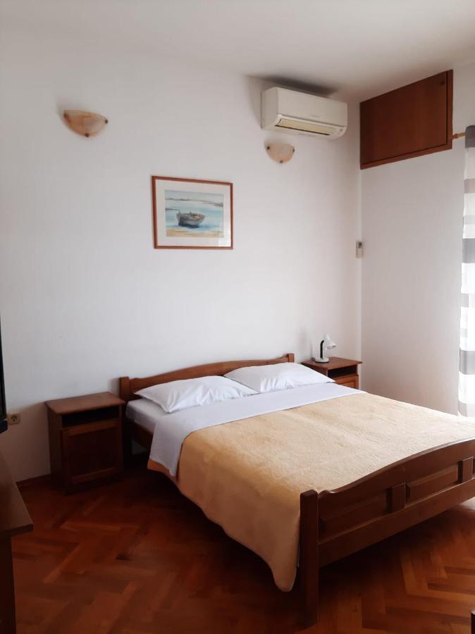 Apartments Ivanka Starigrad Paklenica Dış mekan fotoğraf